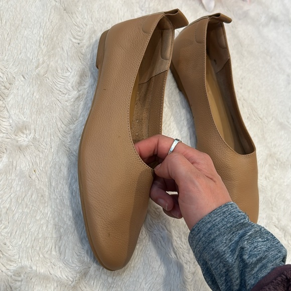 Everlane Italian Leather ‘The Day Glove’ Camel Flats - Picture 7 of 14